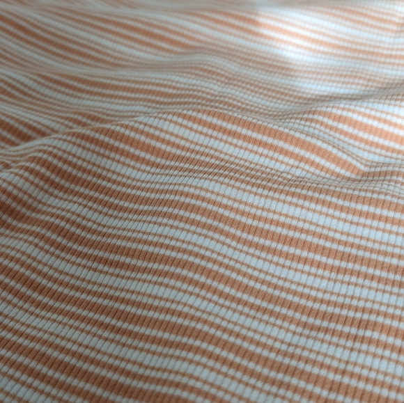 American eagle baby tee - Picture 2 of 2